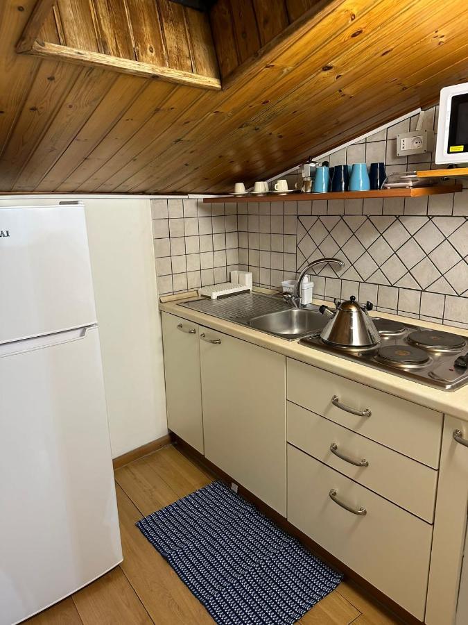 Apartamento La Mansarda Di Melo CTA Exterior foto